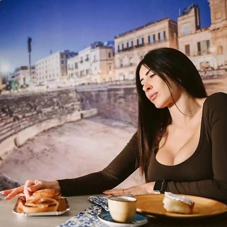 "Il Vecchio Salone" Appartamento In Pieno Centro Con Garage Privato Lecce Luaran gambar