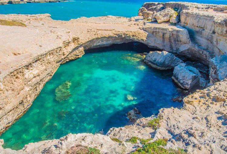 "Il Vecchio Salone" Appartamento In Pieno Centro Con Garage Privato Lecce Luaran gambar
