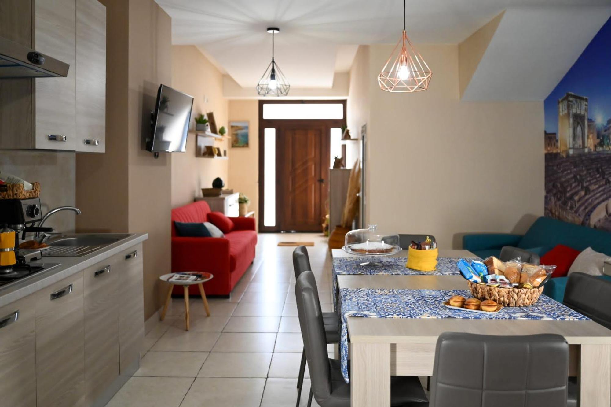"Il Vecchio Salone" Appartamento In Pieno Centro Con Garage Privato Lecce Luaran gambar